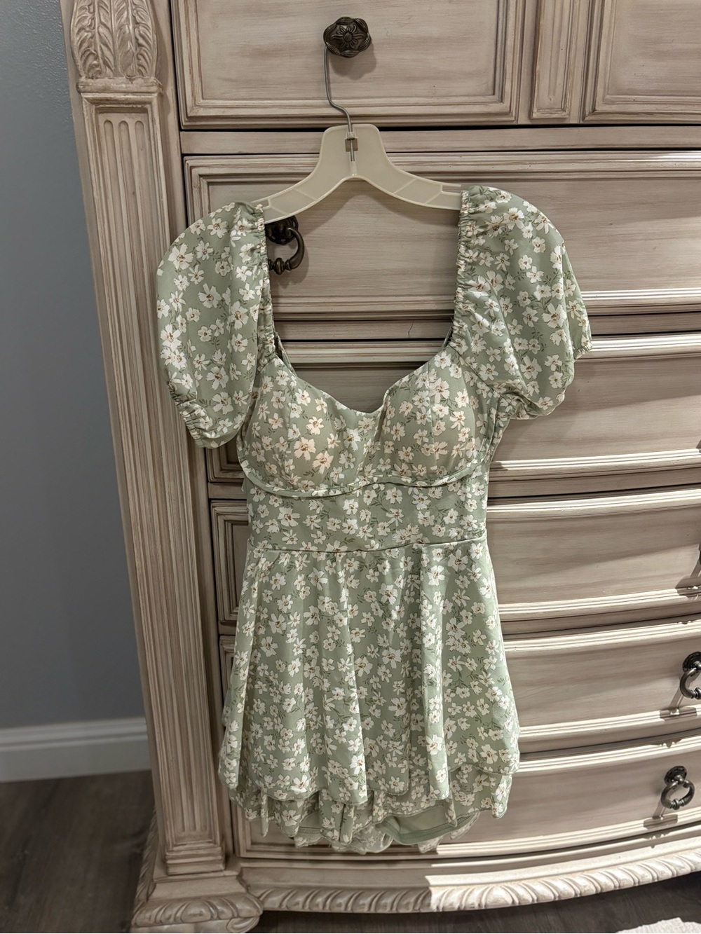 Sage Green Floral Tie-Back Open Back Skort Rompe